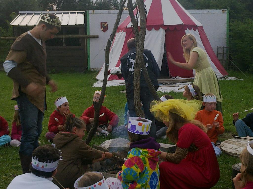 Ecuries Leseigneur - Camping Insolites Bolleville  ภายนอก รูปภาพ